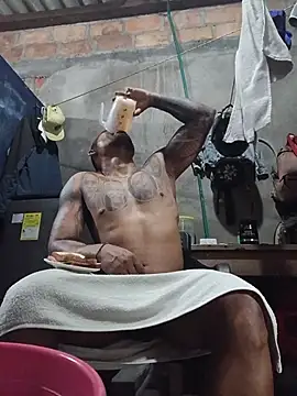 BlackBigdogg Show in webcam