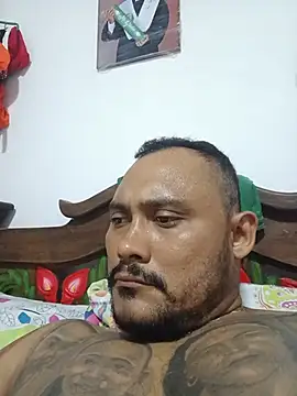 BlackBigdogg Show in webcam