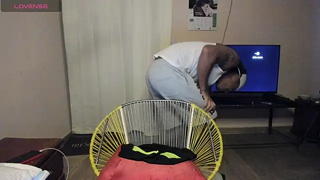antonio_aguilarxのウェブカメラショー