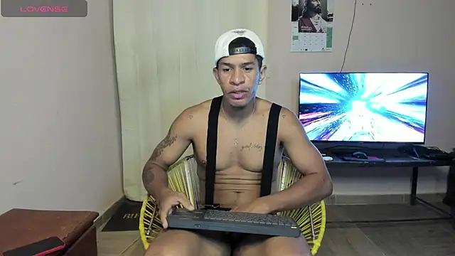 antonio_aguilarx: вебкам-шоу