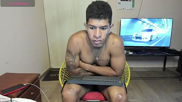 antonio_aguilarx ওয়েবক্যাম শো