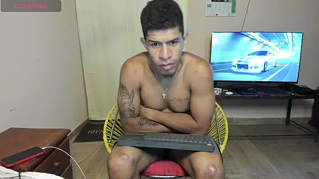 antonio_aguilarx 웹캠 쇼