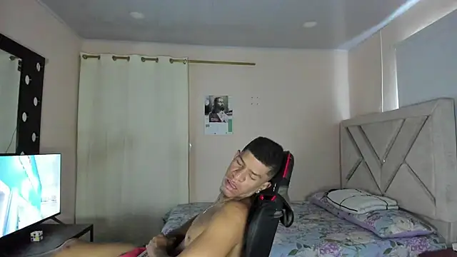 Toptony22 – webcam-show