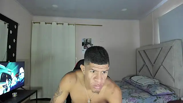 Toptony22 Show Webcam