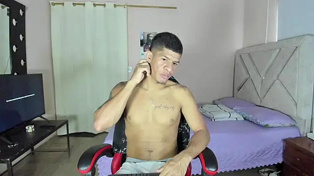 Toptony22 webcam show