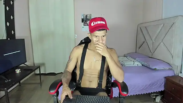 Toptony22 webcam show