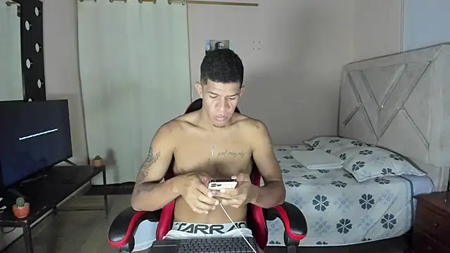 Toptony22 Pertunjukan Webcam
