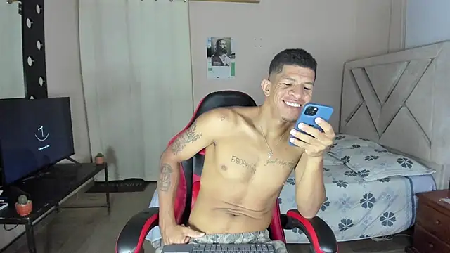 Toptony22 Pertunjukan Webcam