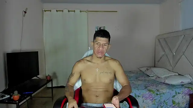 Toptony22's Webcam Show