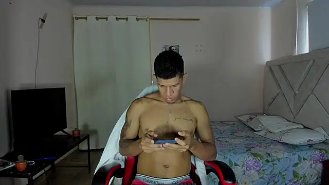 Toptony22 Webcamshow