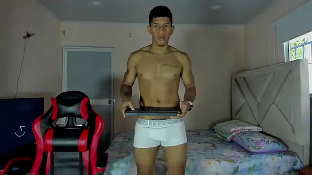 Toptony22 webcam show