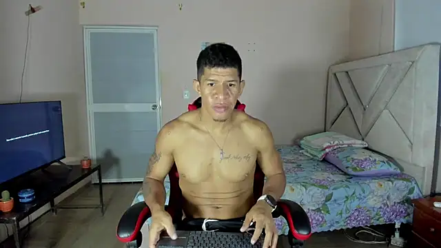 Toptony22 Webcam show