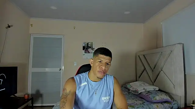 Webkamerová show Felipe-ReyesF4
