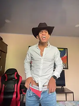 Felipe-ReyesF4 Show Webcam