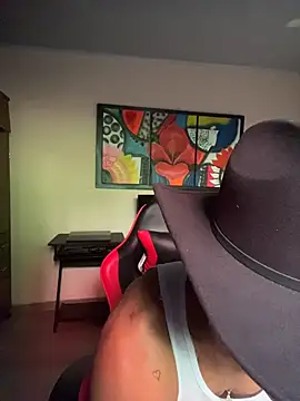 Felipe-ReyesF4 Webcam-Show
