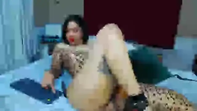GiaTegel Chat XXX live