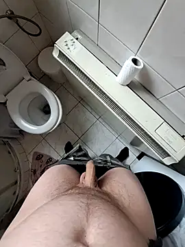 YeahDaynight2 Show in webcam