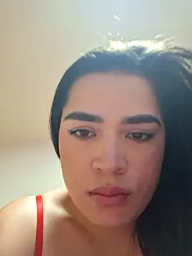 צ'אט XXX בשידור חי של Martina_singlair