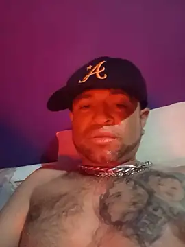 yoguitolokoche Webcamshow