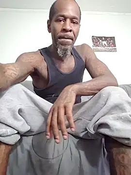 Boozle666 Show in webcam