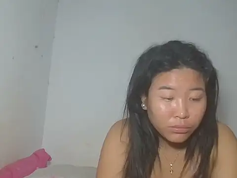 XXX chat uživo modela Zyeiii
