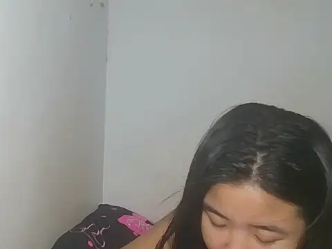 Chat XXX ao vivo de Zyeiii