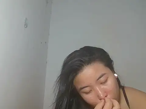 Zyeiii Live XXX-Chat