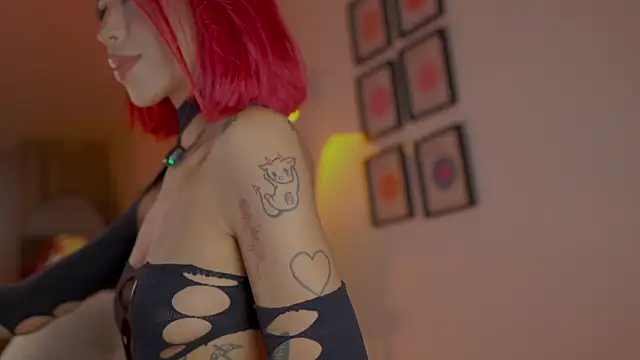 Chatroom XXX en direct de MelyTaylor_