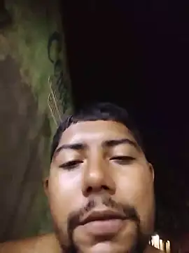 master_juju1924 Show Webcam