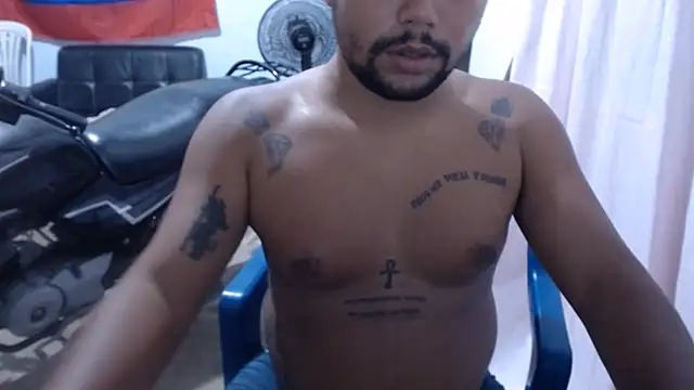Show de master_juju1924 na webcam