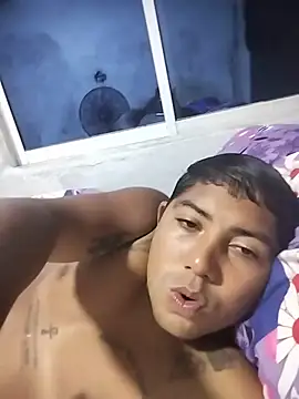 צ'אט XXX בשידור חי של master_juju1924