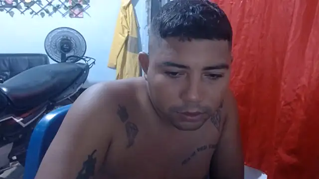 master_juju1924 Pertunjukan Webcam