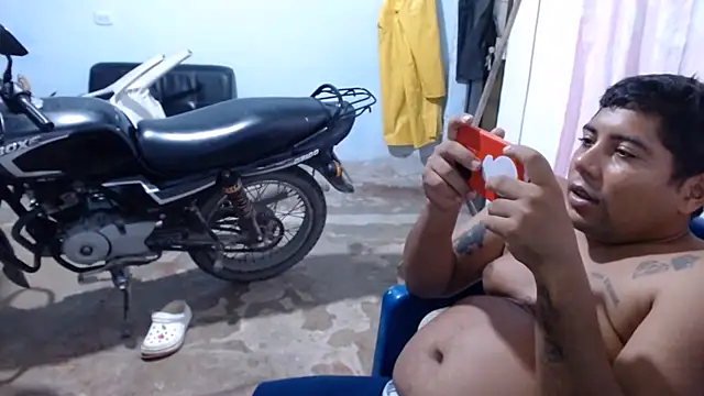 master_juju1924 Webcam-Show