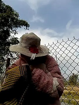 feli-00 在線直播表演