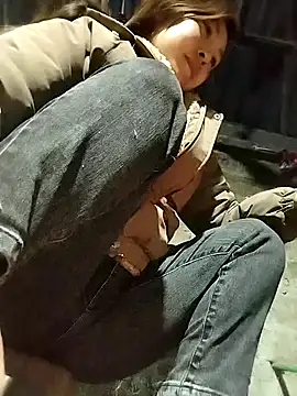 Pertunjukan Kamera Web feli-00