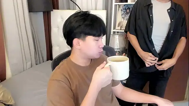 davincihugecock webcam show