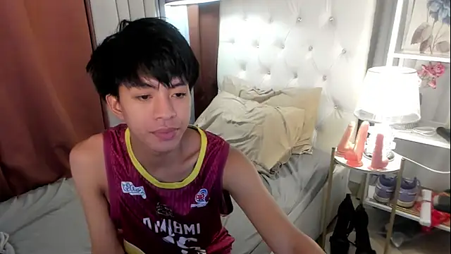 davincihugecock Show in webcam