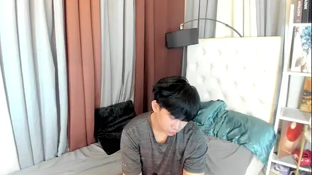 davincihugecock Show in webcam