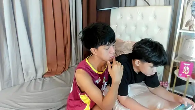davincihugecock Pertunjukan Webcam