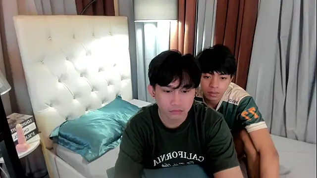 Show Webcam de davincihugecock