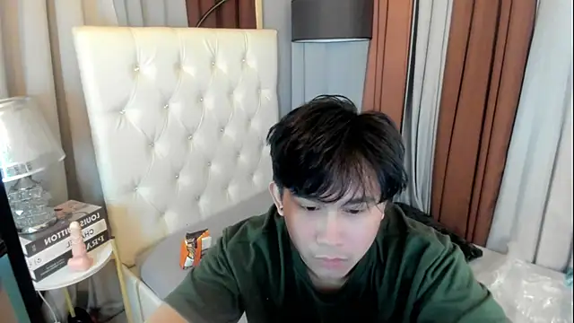 Show Webcam de davincihugecock