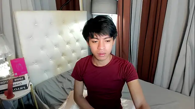 davincihugecock Pertunjukan Webcam