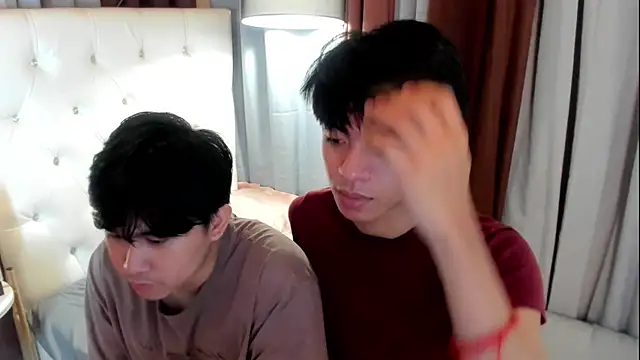 davincihugecock Pertunjukan Webcam