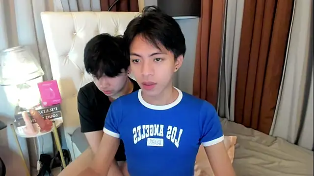 davincihugecock Pertunjukan Webcam