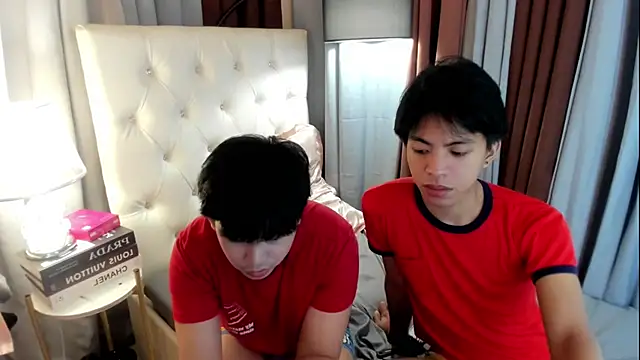 davincihugecock Pertunjukan Webcam