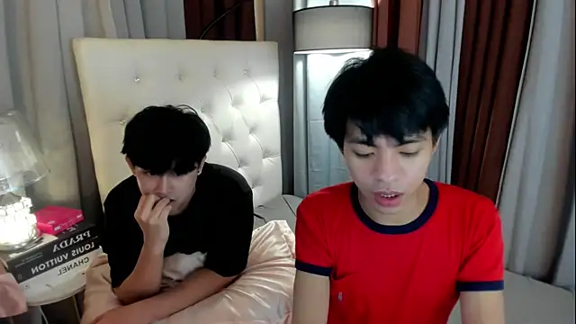 davincihugecock Pertunjukan Webcam