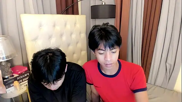 davincihugecock Show Webcam