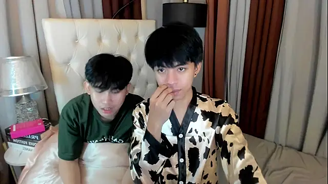 davincihugecock Show in webcam