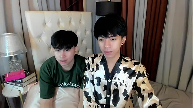 davincihugecock Pertunjukan Webcam