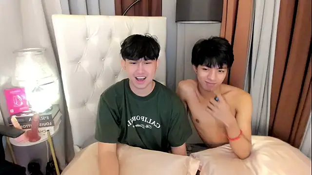 davincihugecock Pertunjukan Webcam